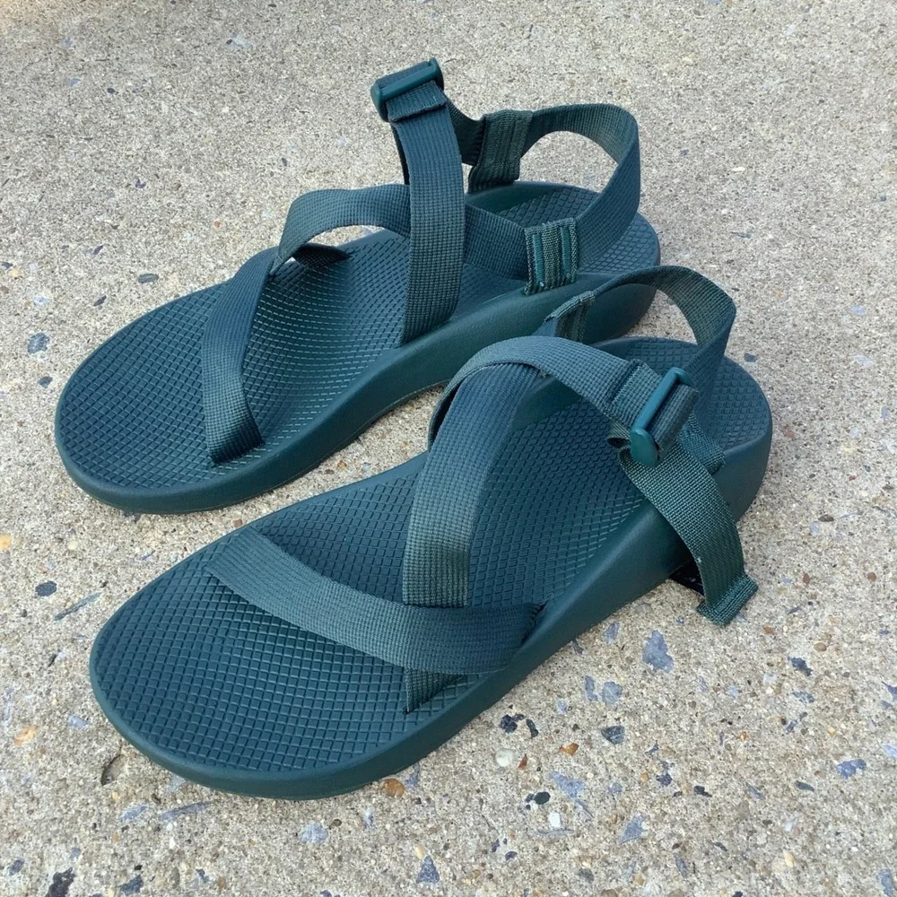Chaco Z1 Classic Sandals Mens 12 Forest Green Hiking Strappy Sport Shoes J107151